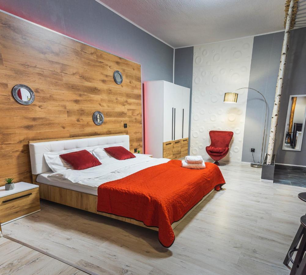 Koa - Inside Old Town Appartamento Braşov Esterno foto